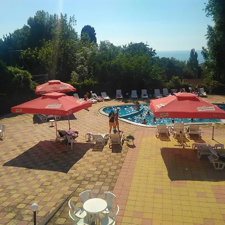 Готель Temida 2*